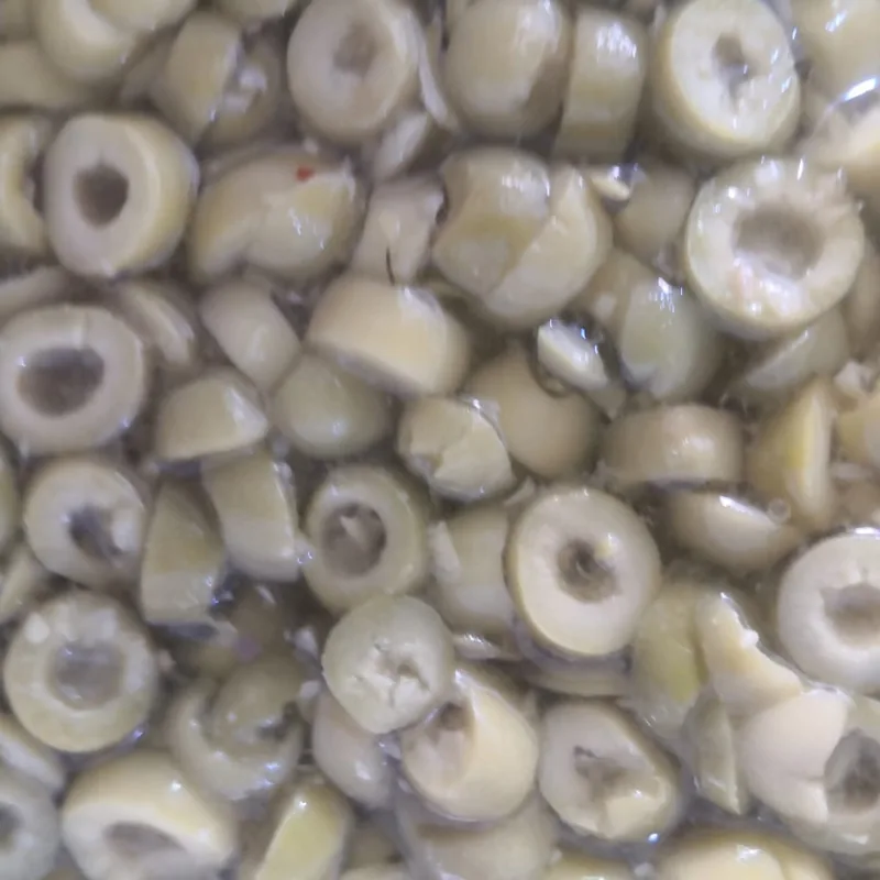 Olive coupée